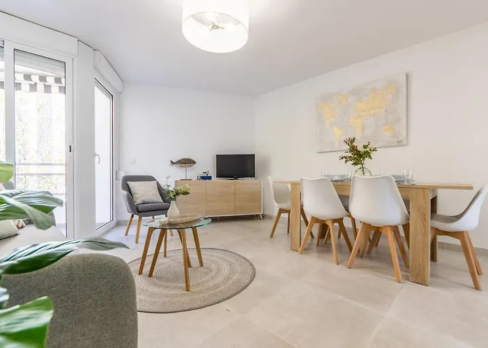 Boooom!!! Apartment With Swimming Pool